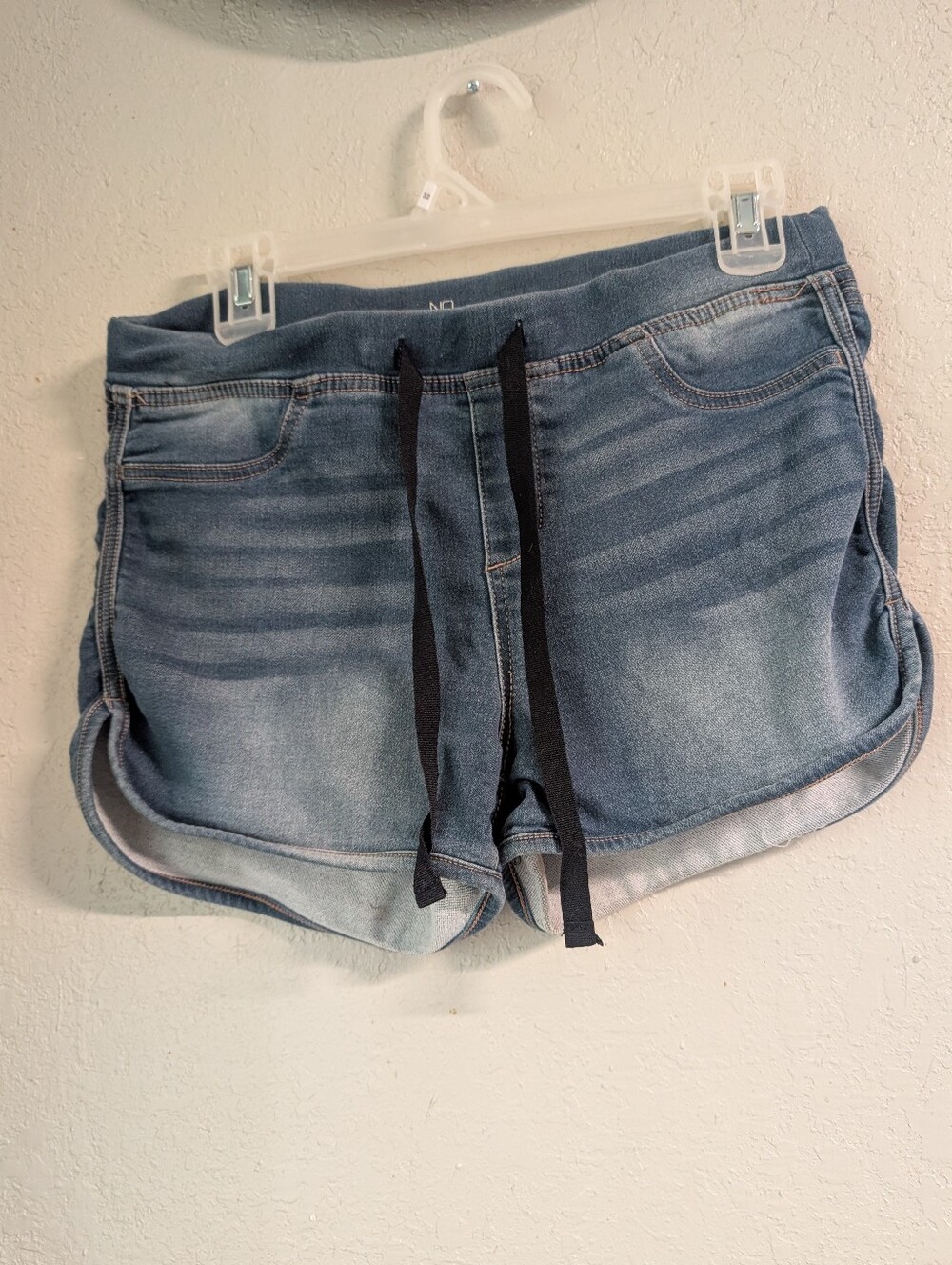 Pull On Shorts 11/13 L Acid Wash Blue Mid Rise Dolphin Hem Stretch Jogger